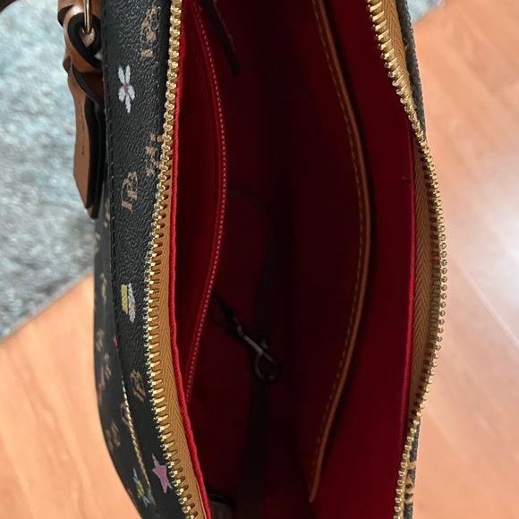 Dooney & Bourke Small Kiley Hobo bag. - Picture 4 of 5